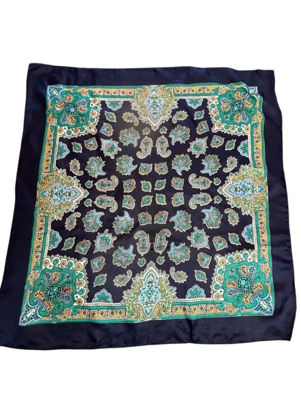 Sally Gee Vintage 22